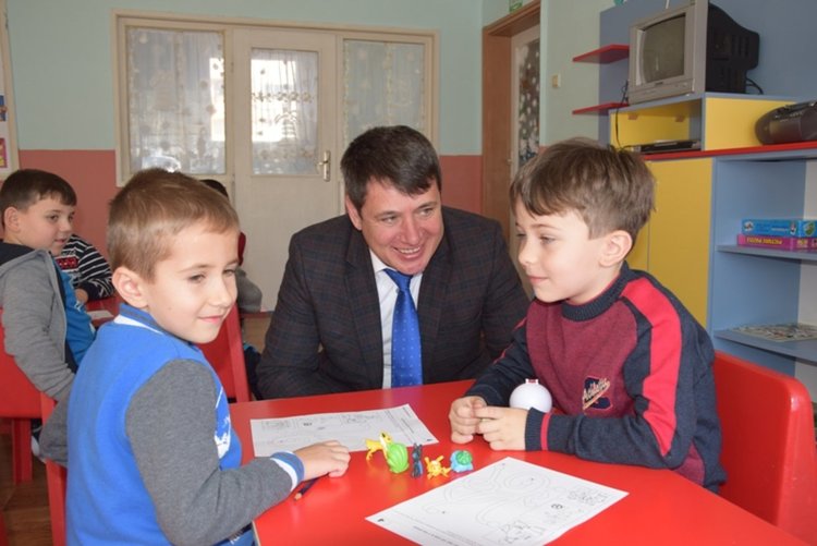 Ресми Мурад на оглед за топлото и в детските градини на Ардино