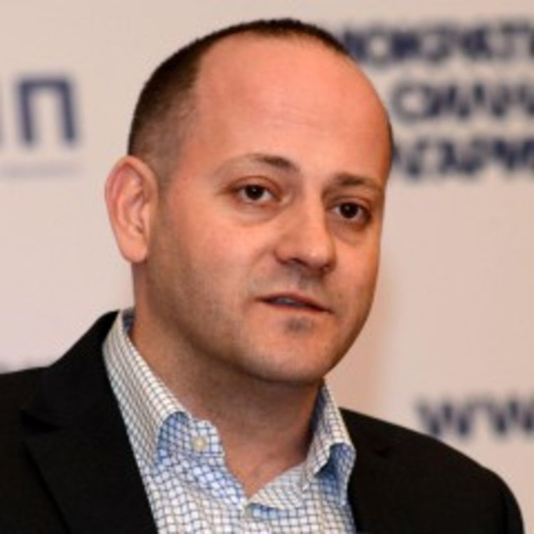 Кънев: Борисов покровителства кадрите на ДПС и БСП в МВР