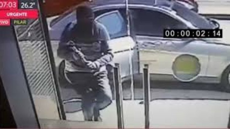 Престъпници обраха банка в Аржентина за 14 секунди
