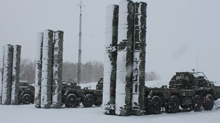 Русия разположи мощни зенитни ракети в Крим