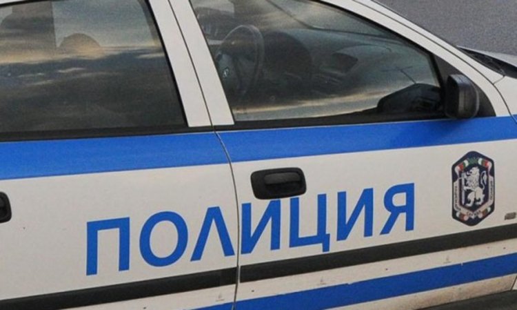 Маскирани и въоръжени обраха казино в Кричим