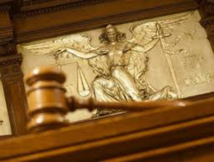 Варненските митничари взимали 45 000 лв. такса ”експрес”