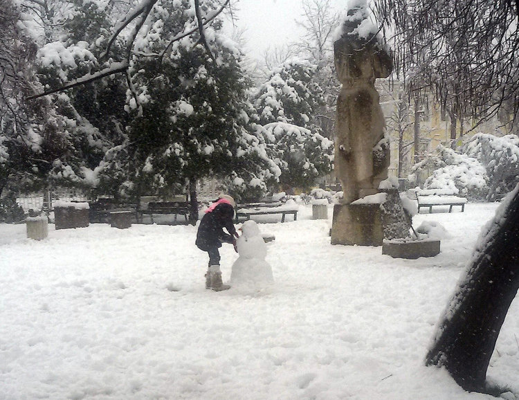     Мокър сняг днес в Кърджали