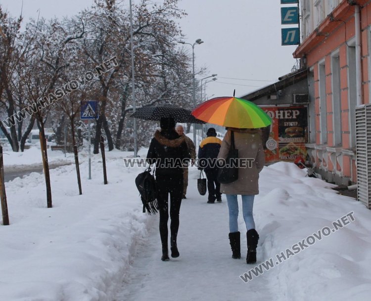 Общината: Чистят се второстепенните улици в Димитровград