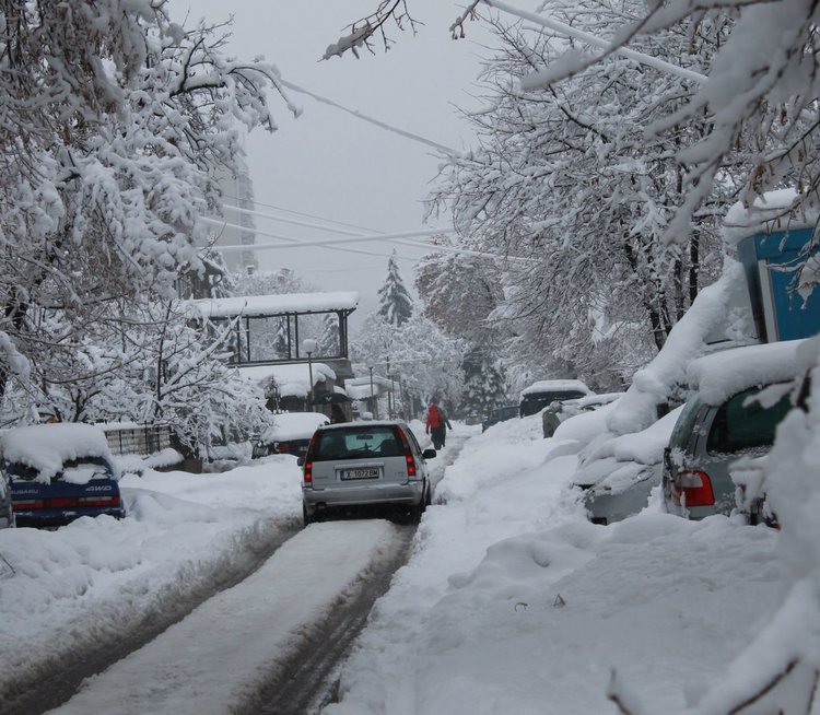 Общината: Чистят се второстепенните улици в Димитровград