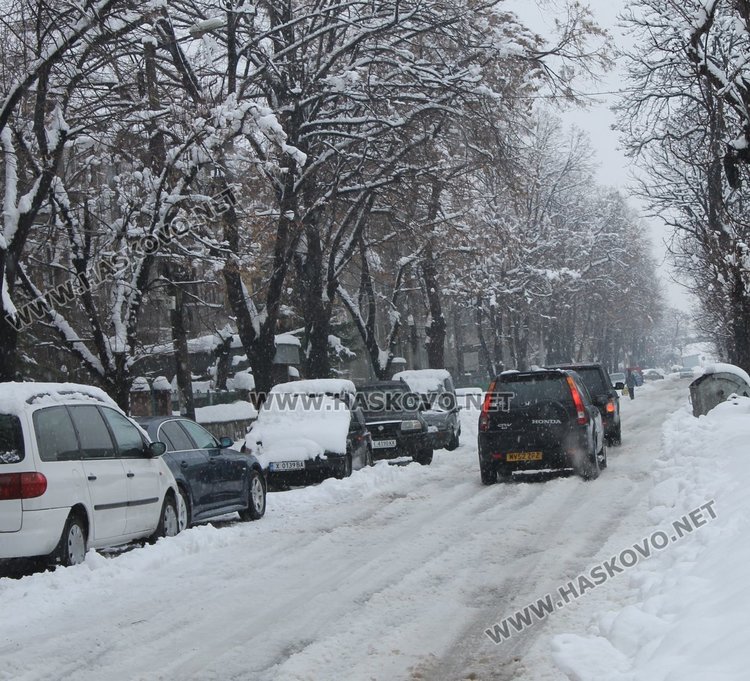 Общината: Чистят се второстепенните улици в Димитровград