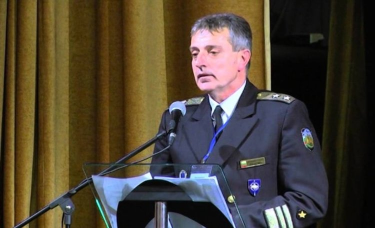 Вицеадмирал Емил Ефтимов стана началник на отбраната