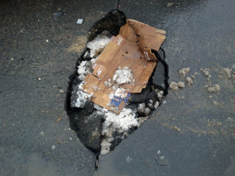   Дупка екзекутор на автомобили зейна вчера на Пазара