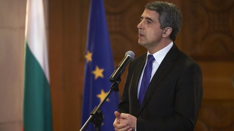 Плевнелиев не търсеше власт, обобщи мандата му Румяна Коларова