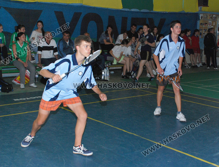 Бадминтонисти от седем държави участват в Хасково в турнира „ Братя Касабян“