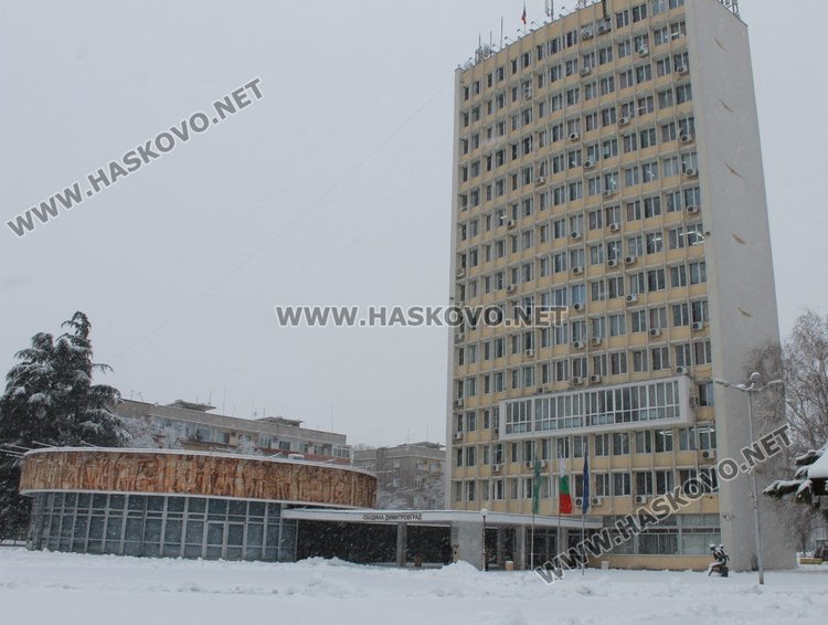 Организират обществено обсъждане за тегленето на нов кредит 