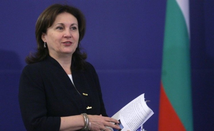 Чужденците - кандидати за пребиваване в България, ще плащат по-ниски такси