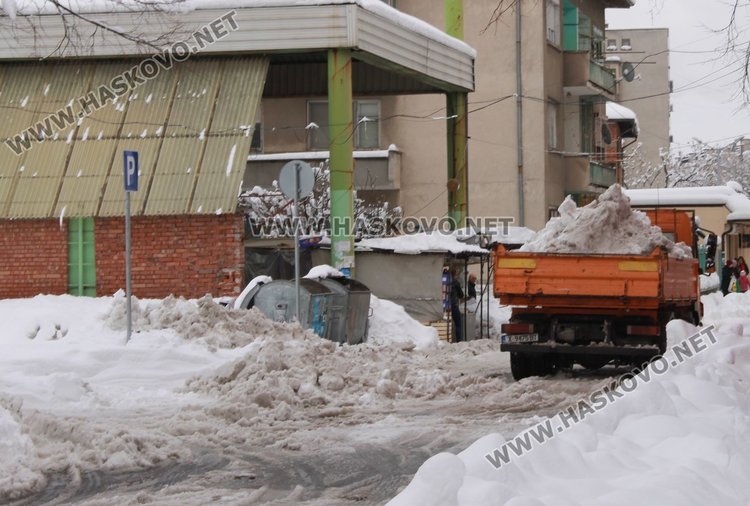 Улицата зад ресторант "Москва"