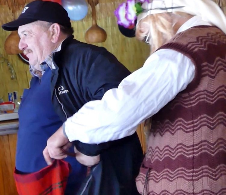 Ентусиасти от Дълбок извор намериха цаката на демографската криза