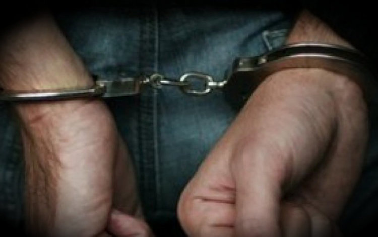 За броени часове радомирски криминалисти задържаха двама за грабеж