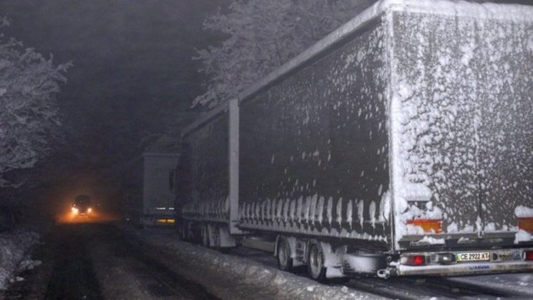 Паднаха забраните за движение на тирове в областта   