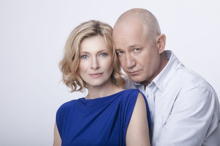 Актьорите Христо Шопов и Лилия Маравиля ще гостуват на сцената на ОДТ "Ап.Карамитев" през февруари