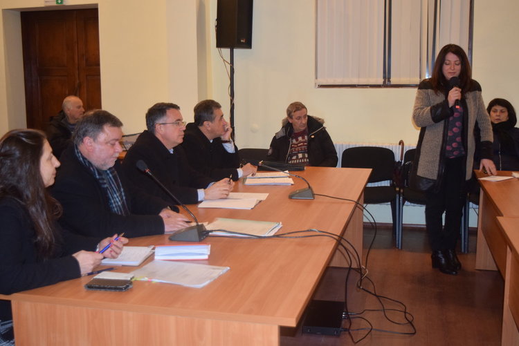 Обсъждането