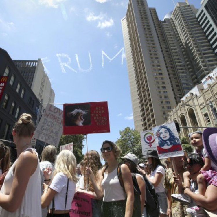 ”Марш на жените” срещу Тръмп в много страни