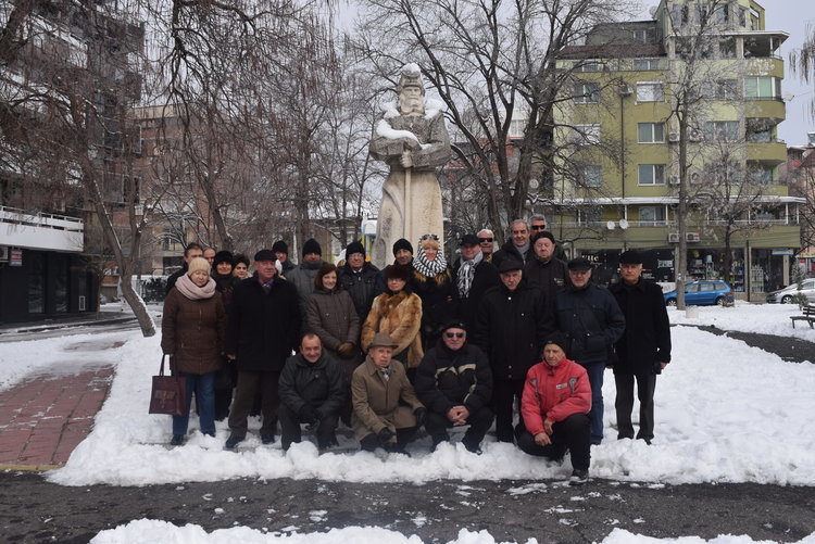 Още цветя за първите освободители на Кърджали