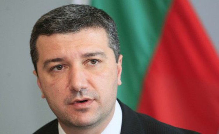 БСП: Безплатно обучение за студенти, ако бизнесът ги иска