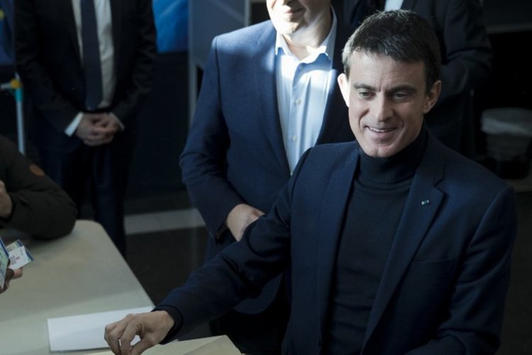 Беноа Амон спечели І тур на вота на социалистите във Франция