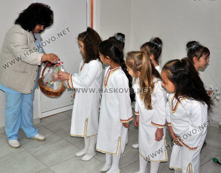 940 бебета в Хасково за миналата година, с 10 по-малко от 2015-а