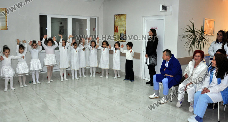 940 бебета в Хасково за миналата година, с 10 по-малко от 2015-а