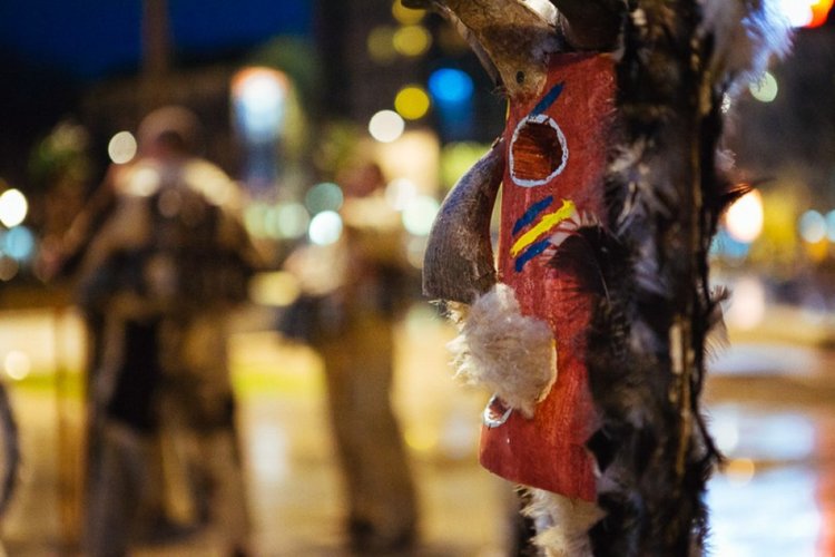 В НДК: Фотоизложба със сурвакарски творби на Андон Тацев