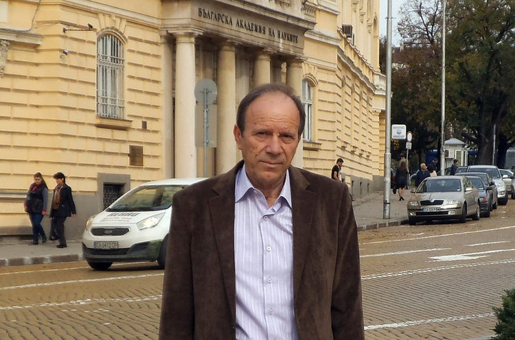 Авторска задача на Вълчо Милчев е публикувана в САЩ