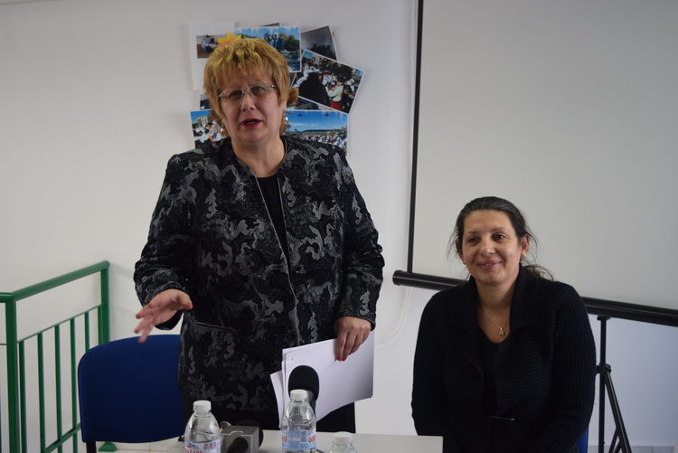 Стотици предприемачи и земеделци търсят Областния информационен център,най-много са селските стопани