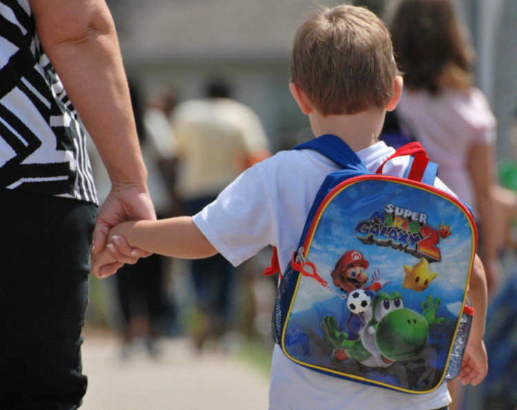 Важно за родители: Подаването на документи за първи клас започва през април