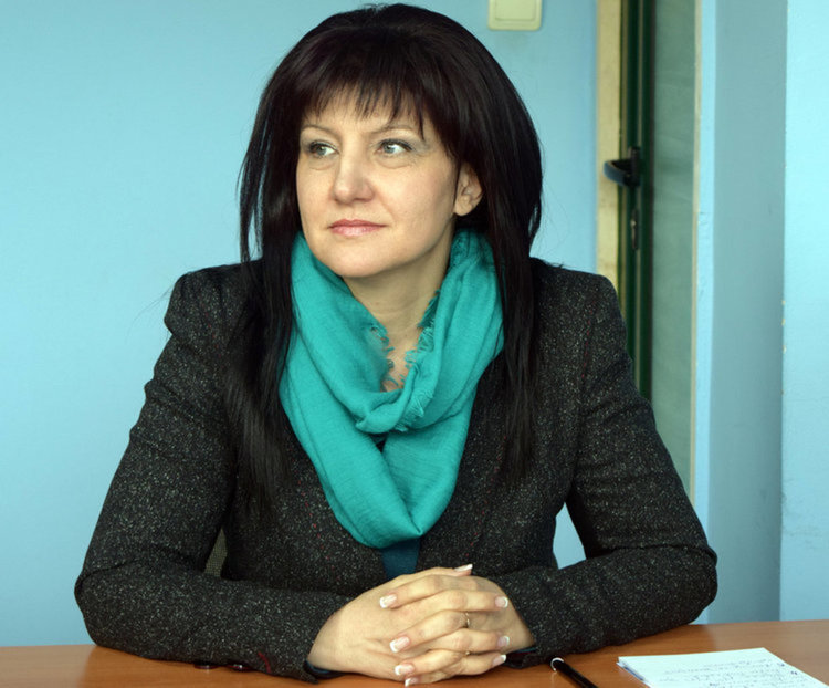 ГЕРБ – Кърджали: Г-жа Лъжа и съпартийците й манипулират социално уязвимите българи 