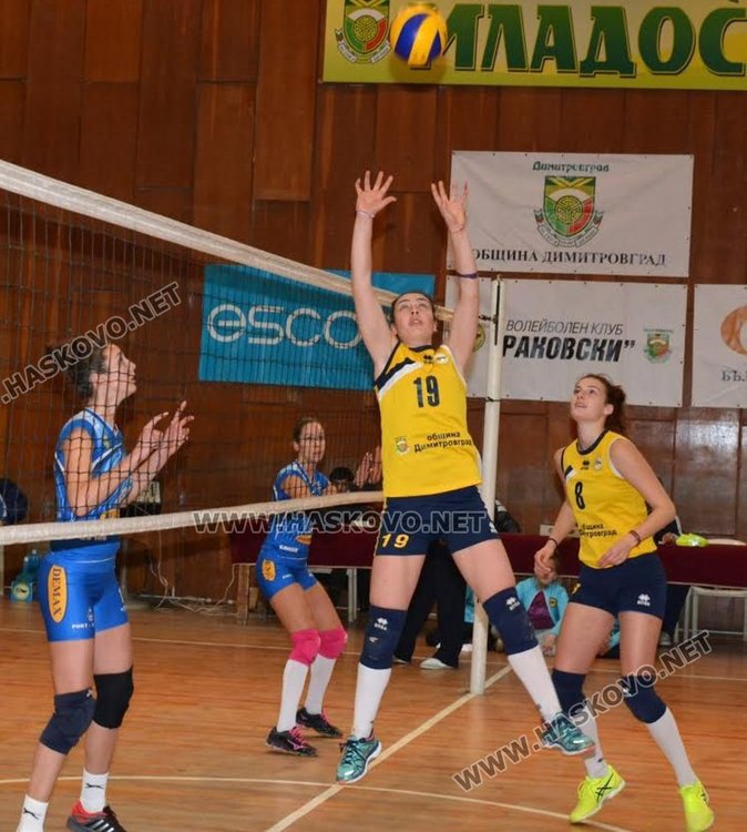 Волейболистките на Димитровград победиха "Славия" в контролна среща