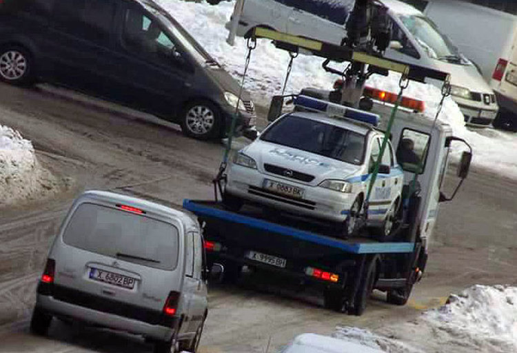 Паяк награби патрулка в Хасково