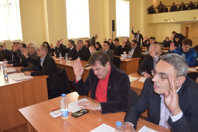 Желаната детска градина във „Възрожденци“ влезе в устите на съветниците като локум