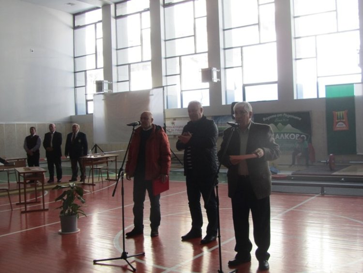 Най-много медали за Смолян са в щангите, спортната ни школата има бъдеще 