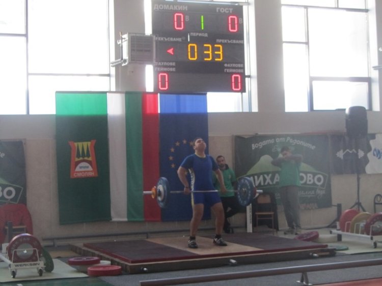Най-много медали за Смолян са в щангите, спортната ни школата има бъдеще 