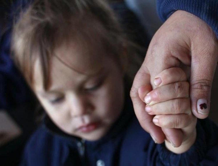 37 деца намериха нов дом за година, 16 –при осиновители зад граница