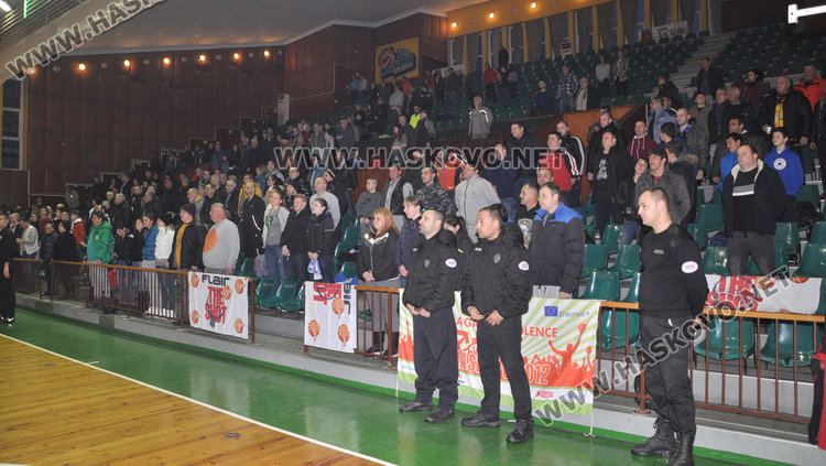 Публиката в Хасково ликува за върха на своите любимки 
