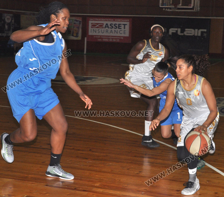Баскет неделя вечер: Хасково 2012 вече е на върха
