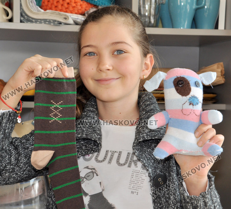 Работилничка за кукли от чорапчета бори Барби, учи децата на  индивидуалност