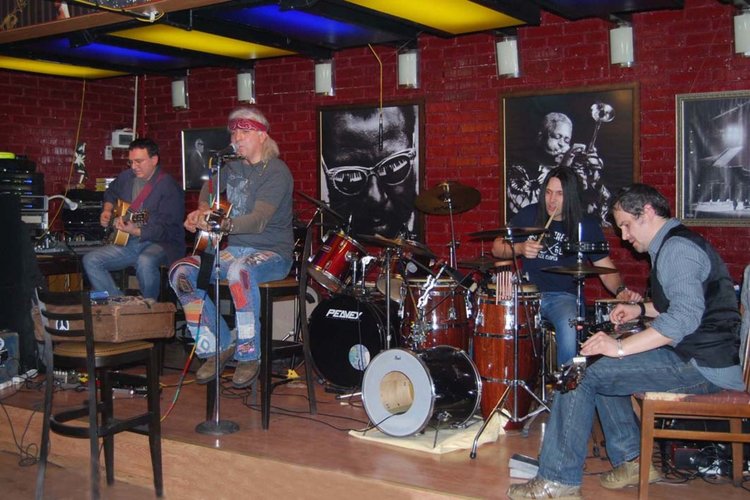 Блусарят Васко Кръпката