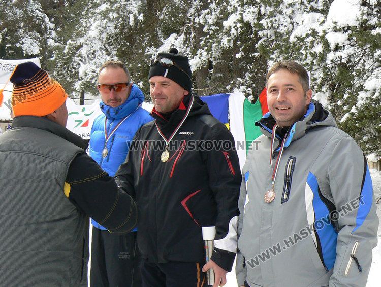 Трима от Хасково с 3 златни и 2 бронзови медала от ски ориентирането в Боровец 