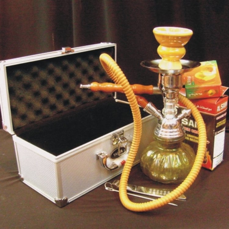 Нощни проверки по заведенията, иззеха незаконни алкохол и тютюн за наргиле