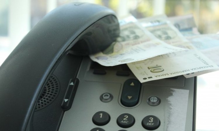 Дама арестувана за телефонна измама