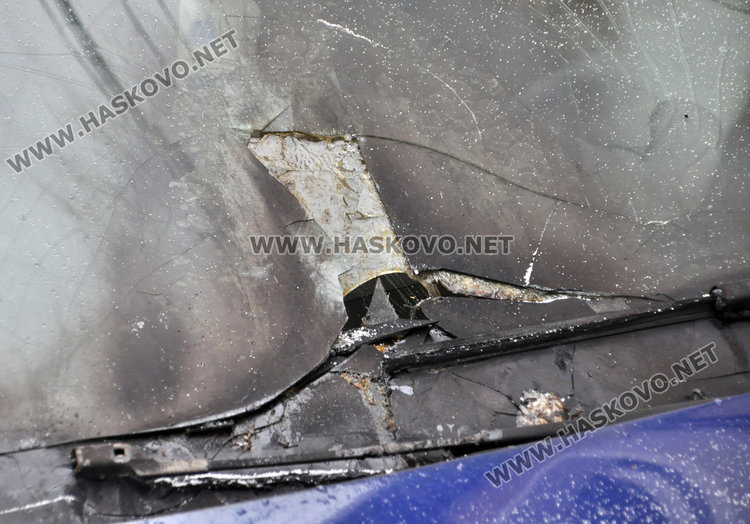 Опожариха двете семейни коли на шефката на “Титан” тази сутрин 