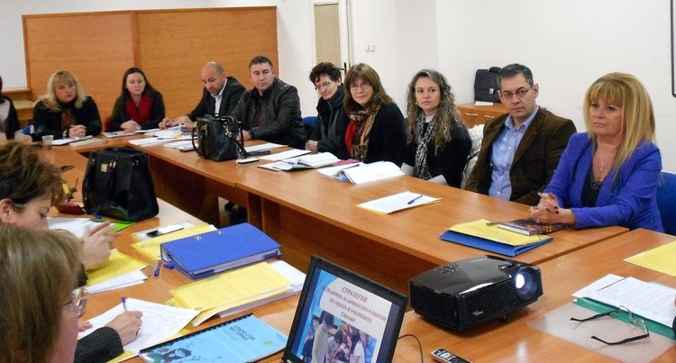  Стратегията за подкрепа на развитието на деца и ученици е отворена за допълнения до края на месеца
