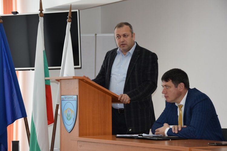 ДПС в Ардино номинира за водачи на листата Ахмед Доган и Мустафа Карадайъ