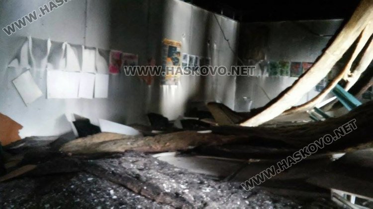 Заместник-председателят на ДАБ на крака в Бежанския лагер в Харманли заради пожара